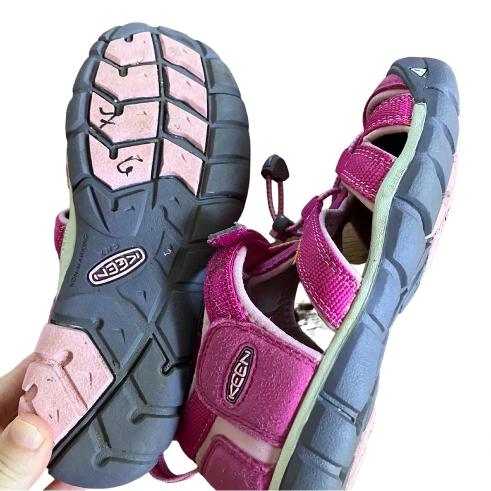 Big Kids' Newport Pink Size 2 - Picture 5 of 6